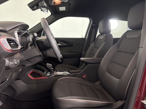 Used 2023 Chevrolet TrailBlazer RS FWD image 6