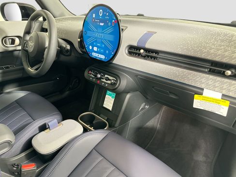 New 2026 MINI Cooper 2-Door Hardtop image 31