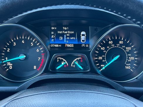 Used 2018 Ford Escape SE w/ SE Sport Appearance Package image 22