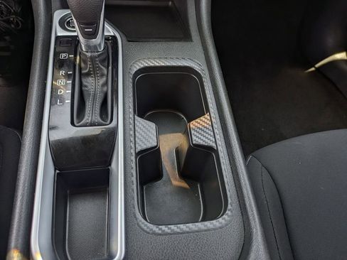 Used 2025 Nissan Sentra SV FWD image 21