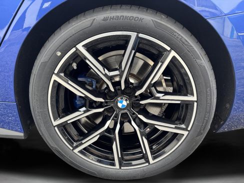 Certified 2025 BMW M440i image 8
