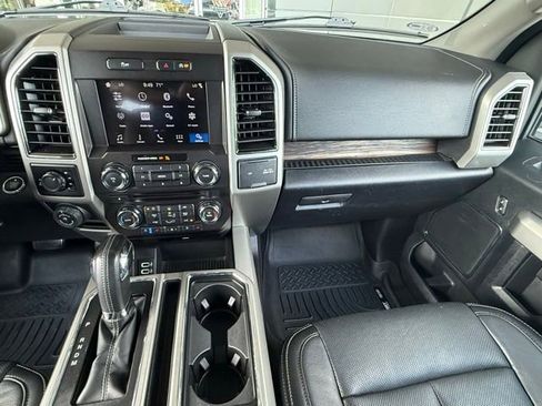 Used 2018 Ford F150 Lariat AWD/4WD image 19