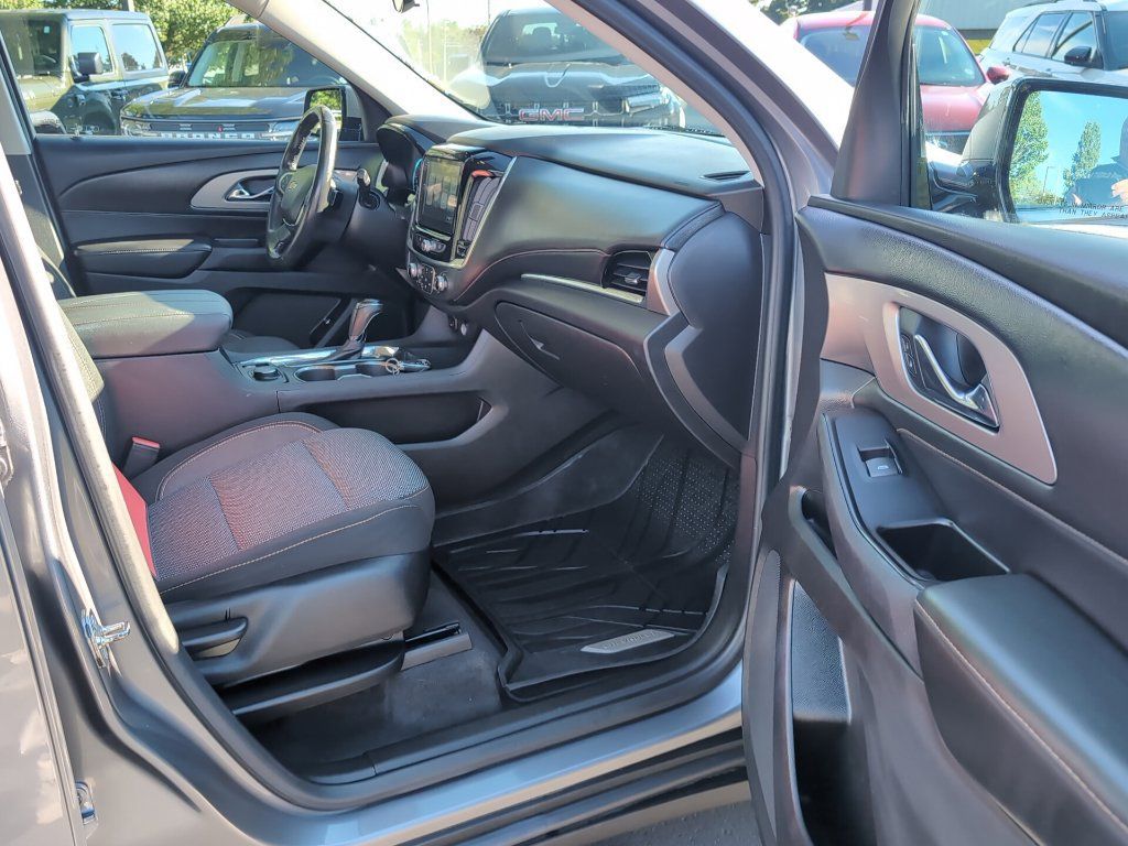 Used 2018 Chevrolet Traverse LT AWD/4WD image 7