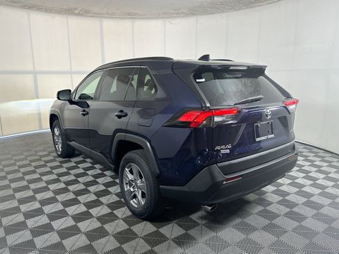 Used 2023 Toyota RAV4 XLE w/ Convenience Package FWD image 5