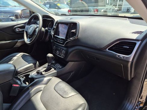 Used 2022 Jeep Cherokee Limited AWD/4WD image 26