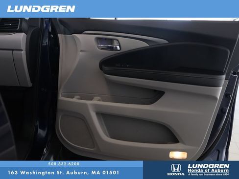 Used 2023 Honda Ridgeline RTL-E image 16
