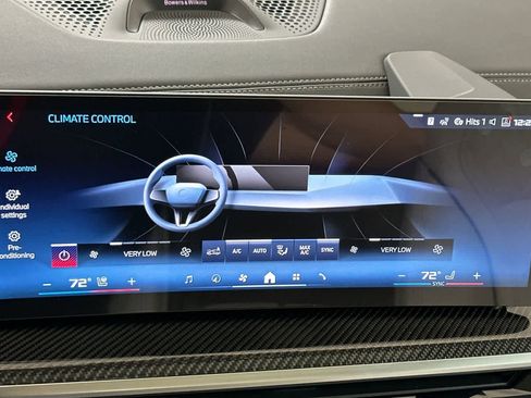 New 2026 BMW X5 M60i image 21