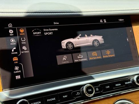 Used 2023 Bentley Continental GT V8 image 23