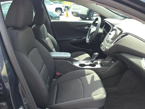 Used 2020 Chevrolet Malibu LT FWD image 7