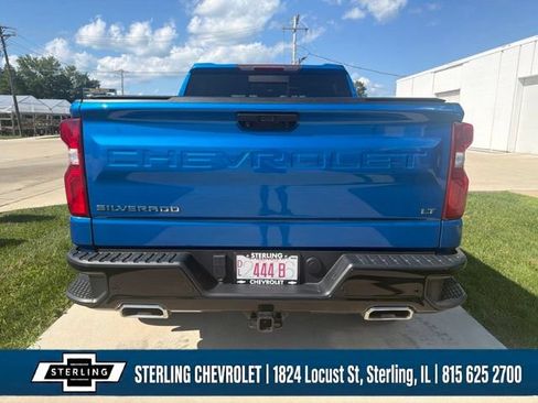 Used 2022 Chevrolet Silverado 1500 LT Trail Boss w/ LT Trail Boss Premium Package AWD/4WD image 4