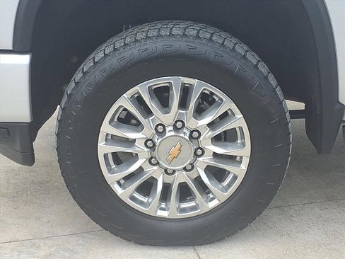 Used 2023 Chevrolet Silverado 2500 High Country w/ LPO, Hitch Package image 29