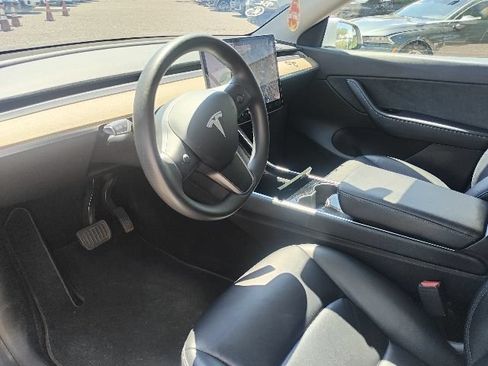 Used 2020 Tesla Model Y Long Range AWD/4WD image 22