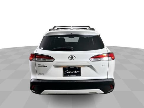 Used 2024 Toyota Corolla Cross LE FWD image 7