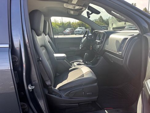 Used 2016 GMC Canyon SLE w/ All Terrain Adventure Package AWD/4WD image 19