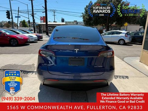 Used 2021 Tesla Model Y Long Range AWD/4WD image 28