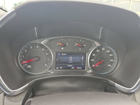 Used 2024 Chevrolet Equinox LS w/ LS Convenience Package FWD image 24