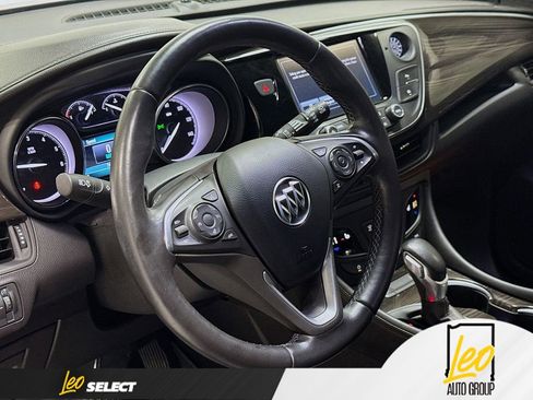 Used 2020 Buick Envision Essence image 11