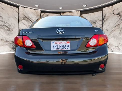 Used 2010 Toyota Corolla LE FWD image 27