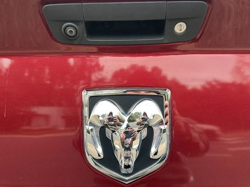 Used 2017 RAM 1500 Express image 11