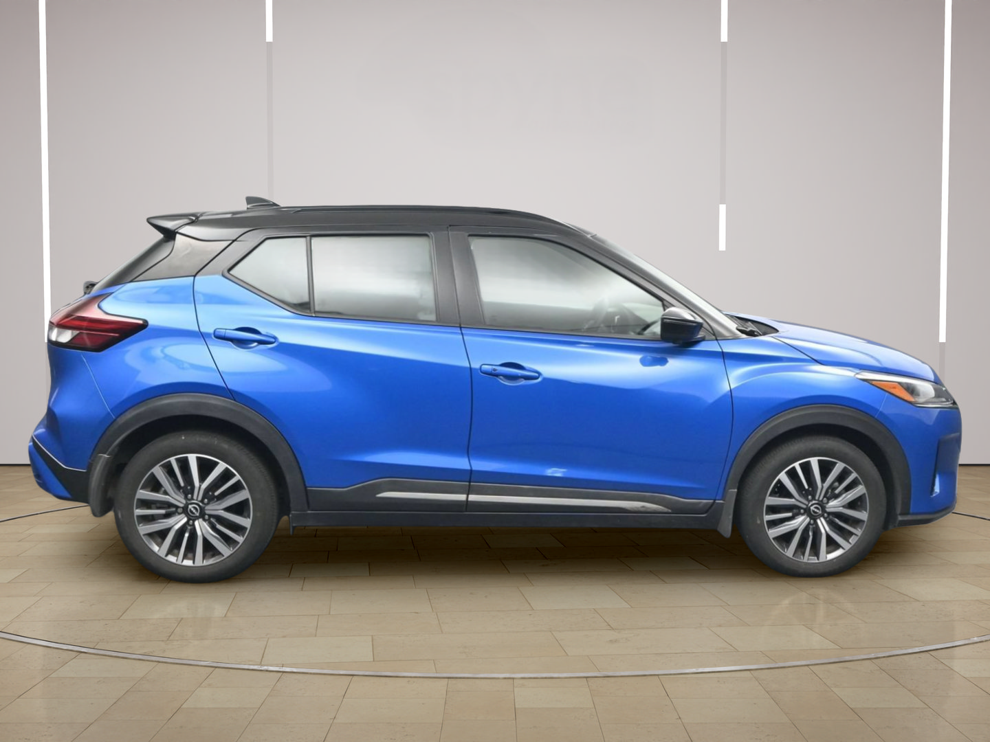 Certified 2023 Nissan Kicks SR w/ SR Premium Package FWD image 8