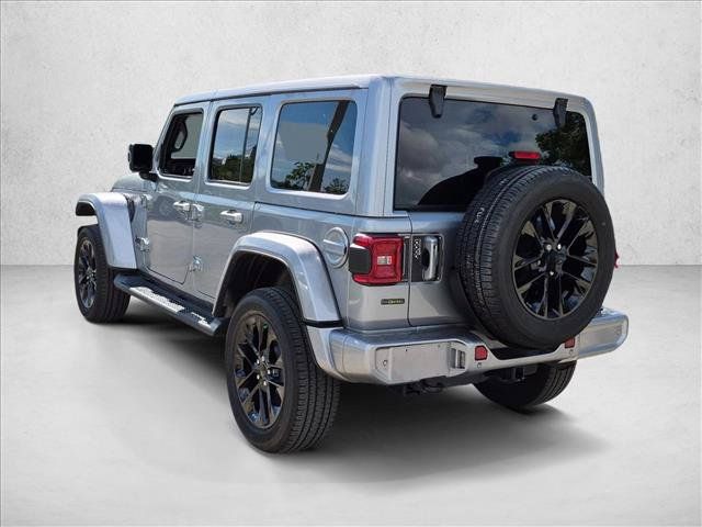 Used 2021 Jeep Wrangler Unlimited Sahara AWD/4WD image 7
