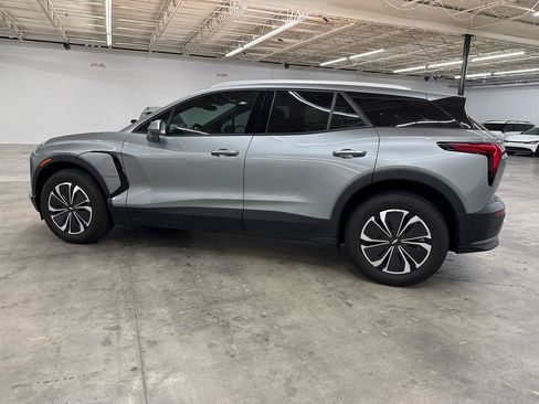 Used 2024 Chevrolet Blazer EV LT AWD/4WD image 10