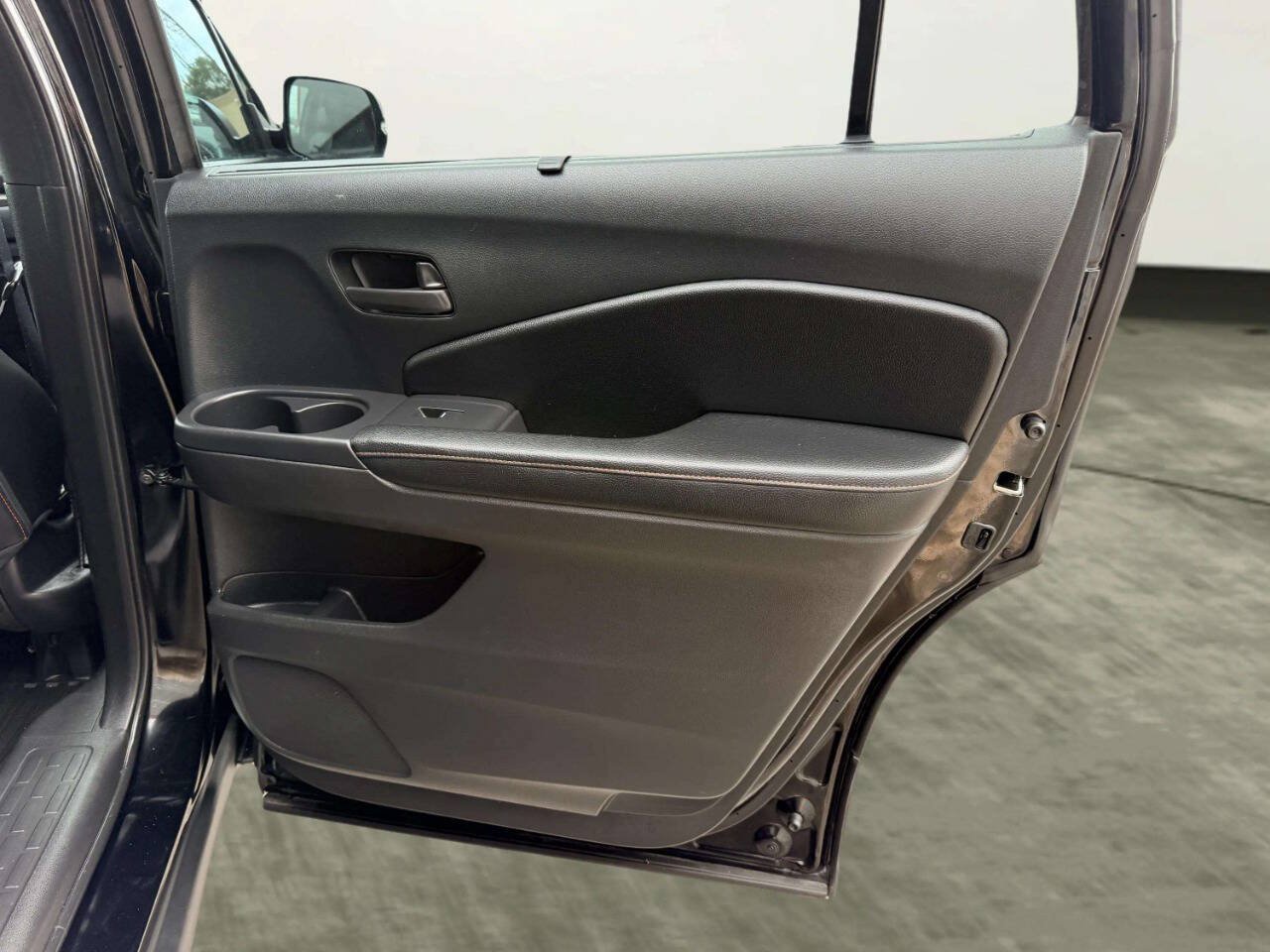 Used 2022 Honda Pilot TrailSport image 29