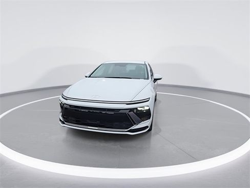 New 2026 Hyundai Sonata SEL image 3