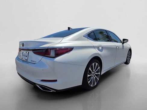 Used 2019 Lexus ES 350 w/ Premium Package FWD image 5