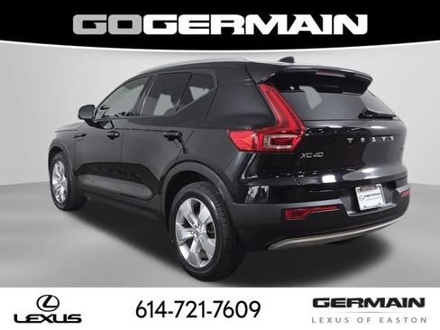 Used 2019 Volvo XC40 T5 Momentum AWD/4WD image 11
