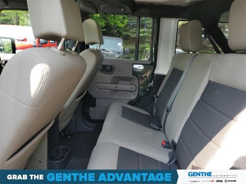 Used 2010 Jeep Wrangler Unlimited Sahara w/ Trailer Tow Group image 17