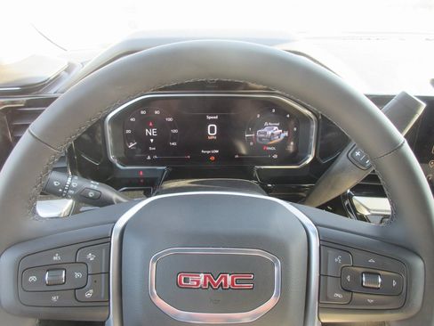 New 2026 GMC Sierra 3500 SLE image 18