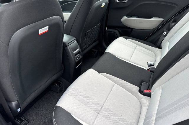 New 2026 Hyundai Venue SEL FWD image 11