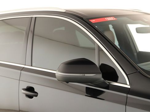 Used 2021 Audi Q7 3.0T Premium w/ Convenience Package image 35