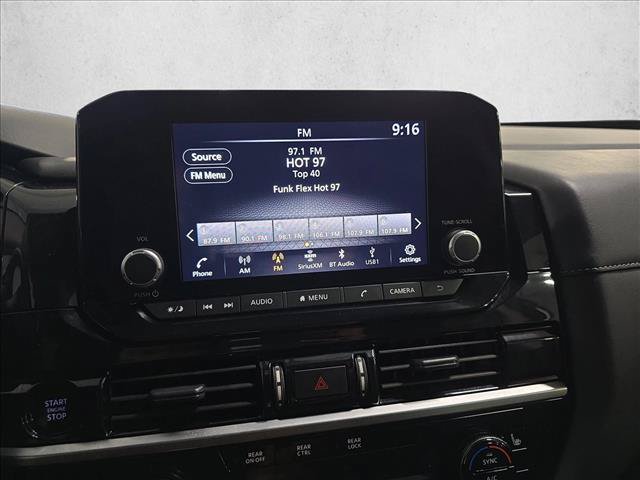 Used 2025 Nissan Pathfinder SV AWD/4WD image 20