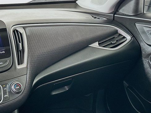 Used 2024 Chevrolet Malibu RS w/ LPO, Floor Liner Package FWD image 22