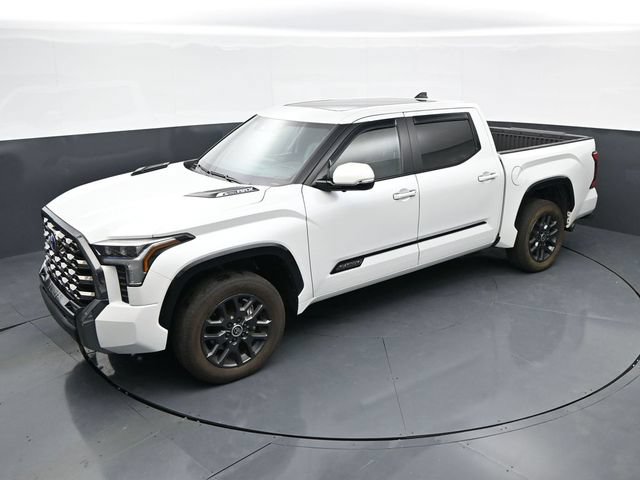 Used 2024 Toyota Tundra Platinum AWD/4WD image 31