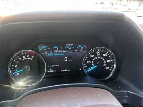 Used 2018 Ford F150 King Ranch w/ Equipment Group 601A Luxury AWD/4WD image 16