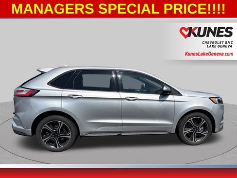 Used 2019 Ford Edge ST w/ Equipment Group 401A AWD/4WD image 3