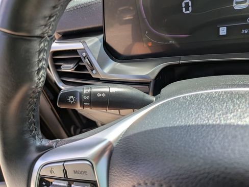 Used 2024 Kia Telluride S FWD image 34