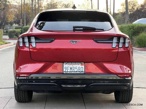 Used 2022 Ford Mustang Mach-E Premium image 5