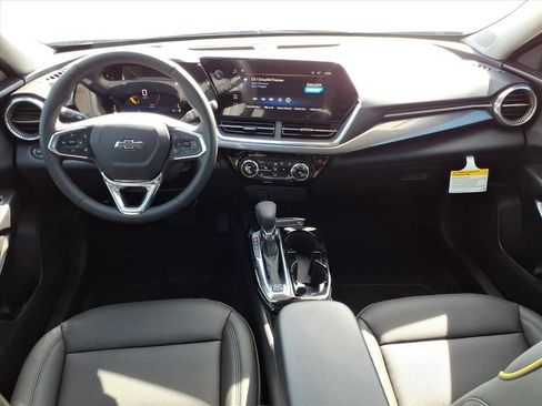 New 2026 Chevrolet Trax ACTIV w/ Driver Confidence Package FWD image 18