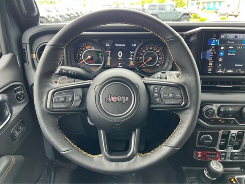 New 2025 Jeep Wrangler Unlimited Rubicon 392 image 20