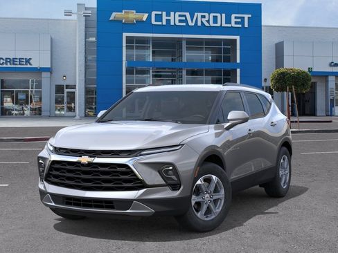 New 2026 Chevrolet Blazer LT w/ Convenience Package AWD/4WD image 7