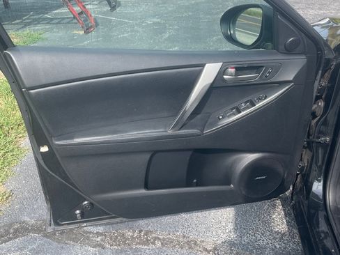 Used 2010 MAZDA MAZDA3 s Grand Touring FWD image 10