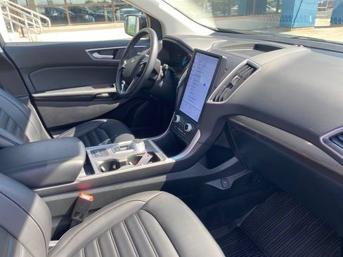 Used 2024 Ford Edge SEL w/ Convenience Package AWD/4WD image 9