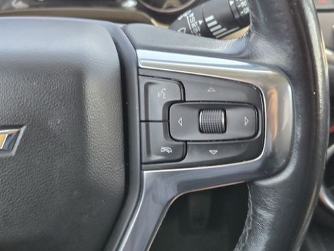 Used 2020 Chevrolet Blazer LT FWD image 11