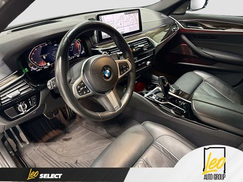 Used 2022 BMW 540i w/ M Sport Package RWD image 9