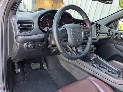 Used 2025 Dodge Durango GT AWD/4WD image 11