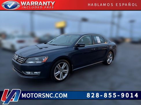 Used 2013 Volkswagen Passat 3.6 SE image 1
